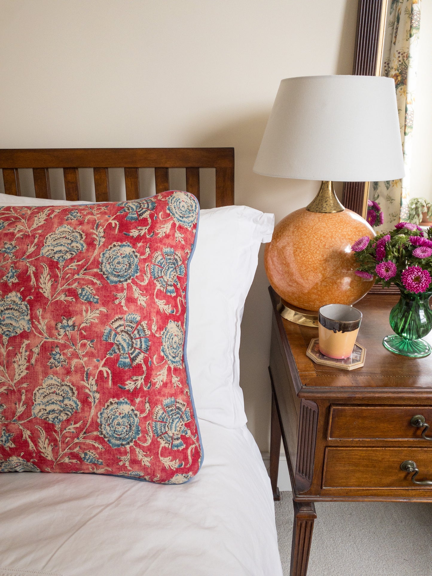 Red flower + green stripe back Cushion