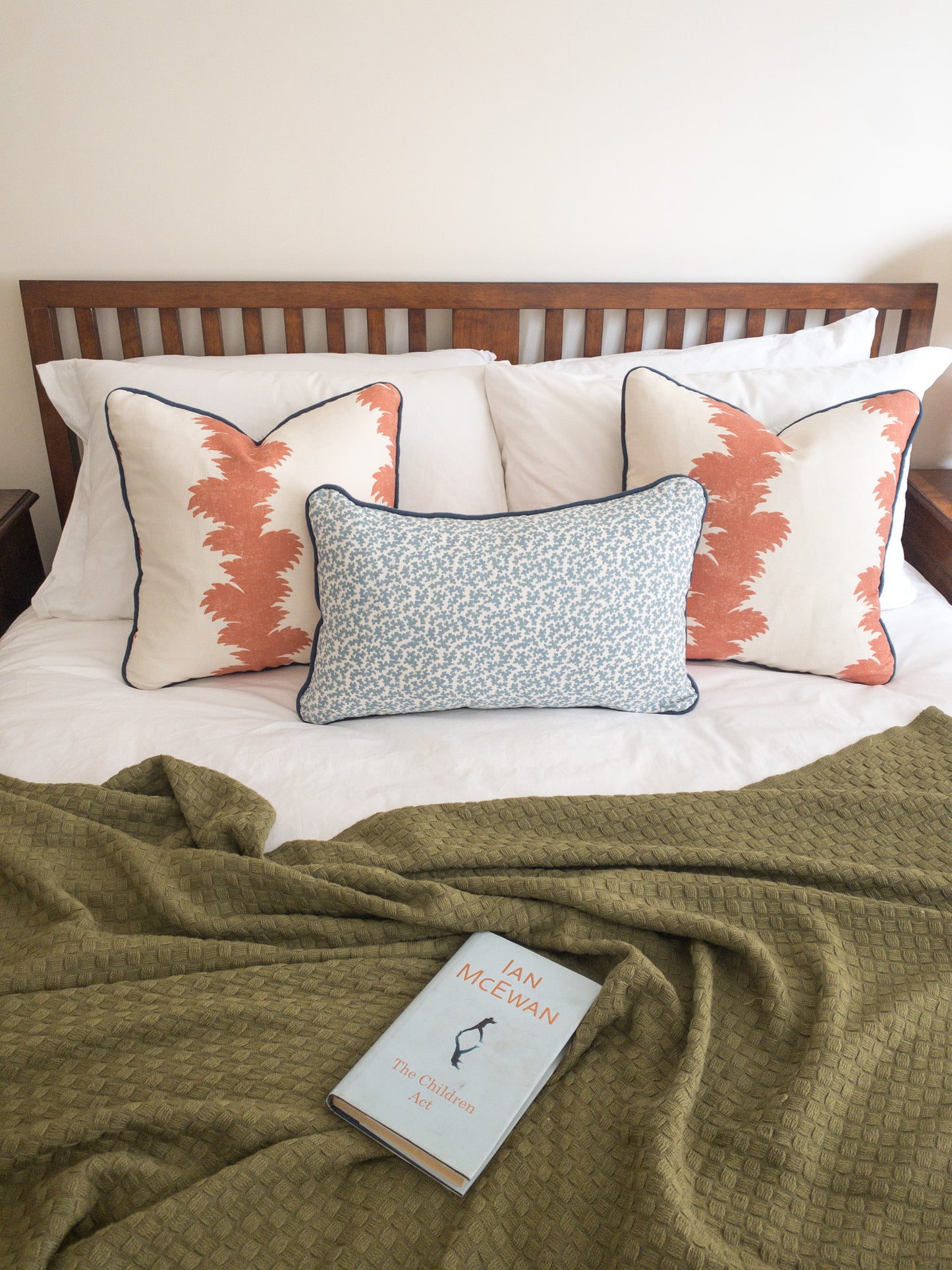 Blue seaweed + blue piping Cushion