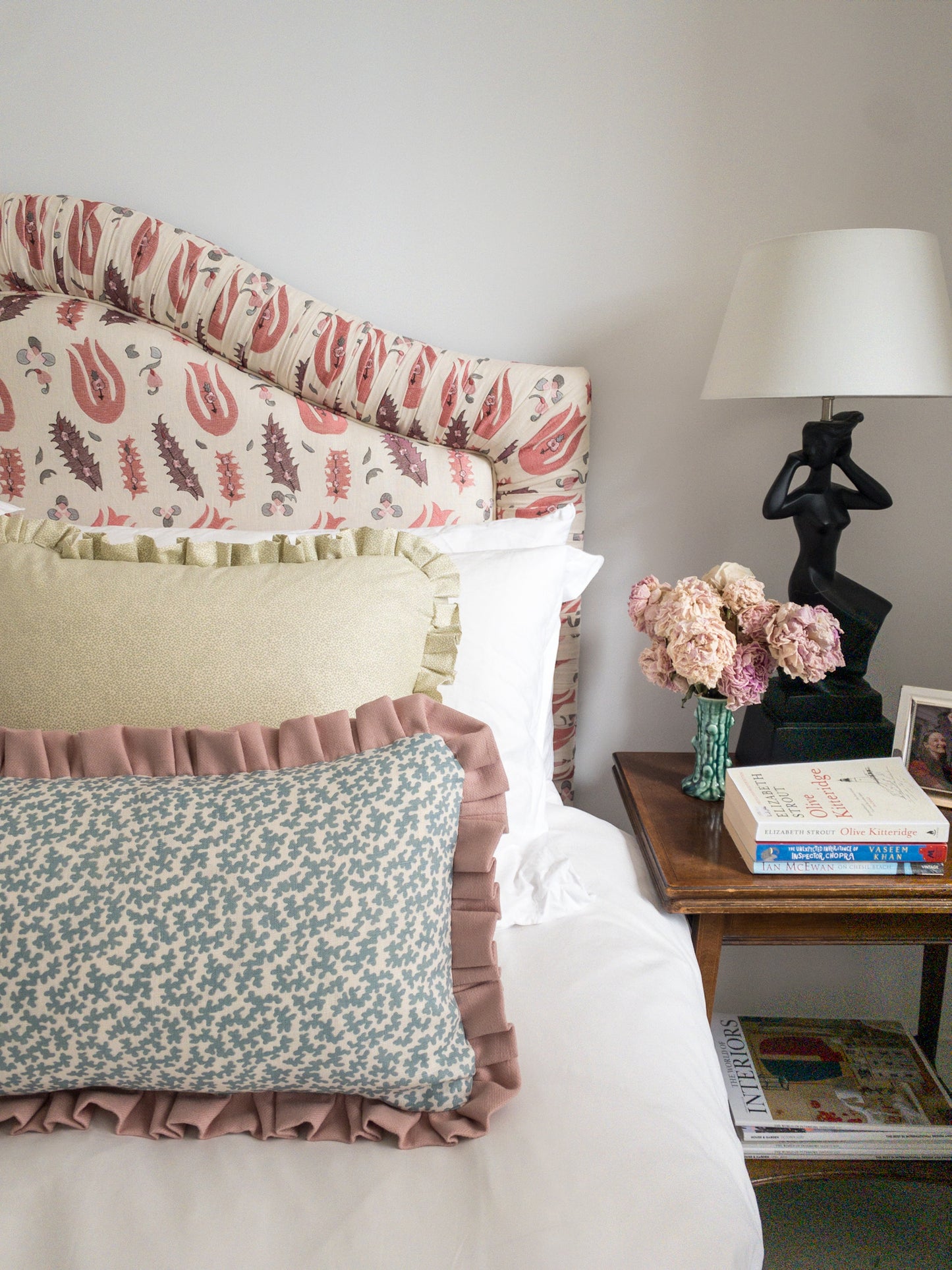 Blue seaweed + pink frill Cushion