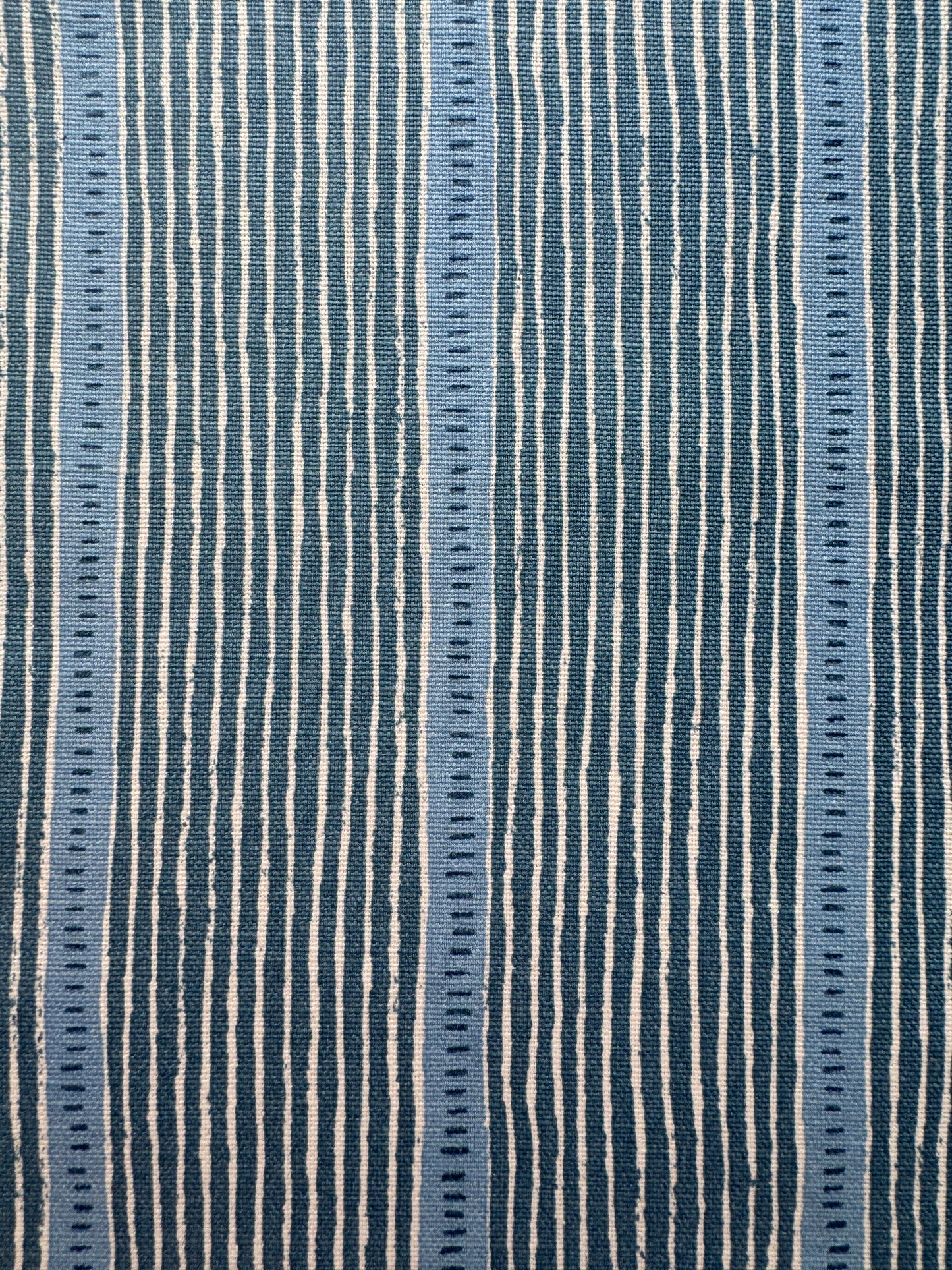 Vanessa Arbuthnott - Stripe and Dash
