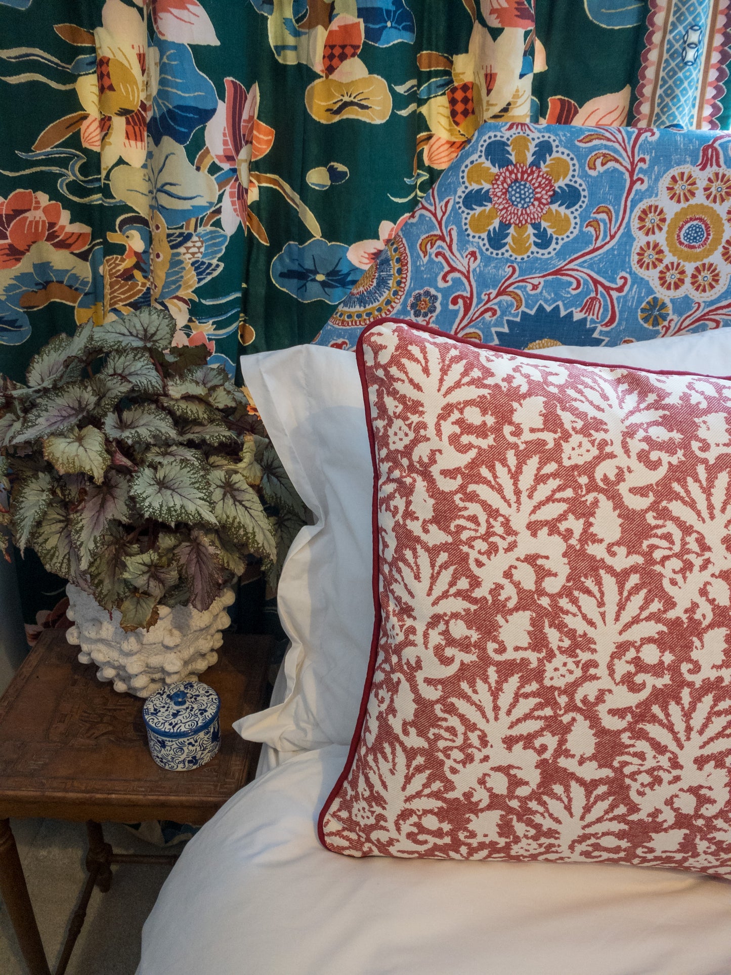 Red Fermoie + blue stripes Cushion