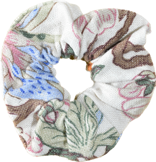 Magnolia scrunchie