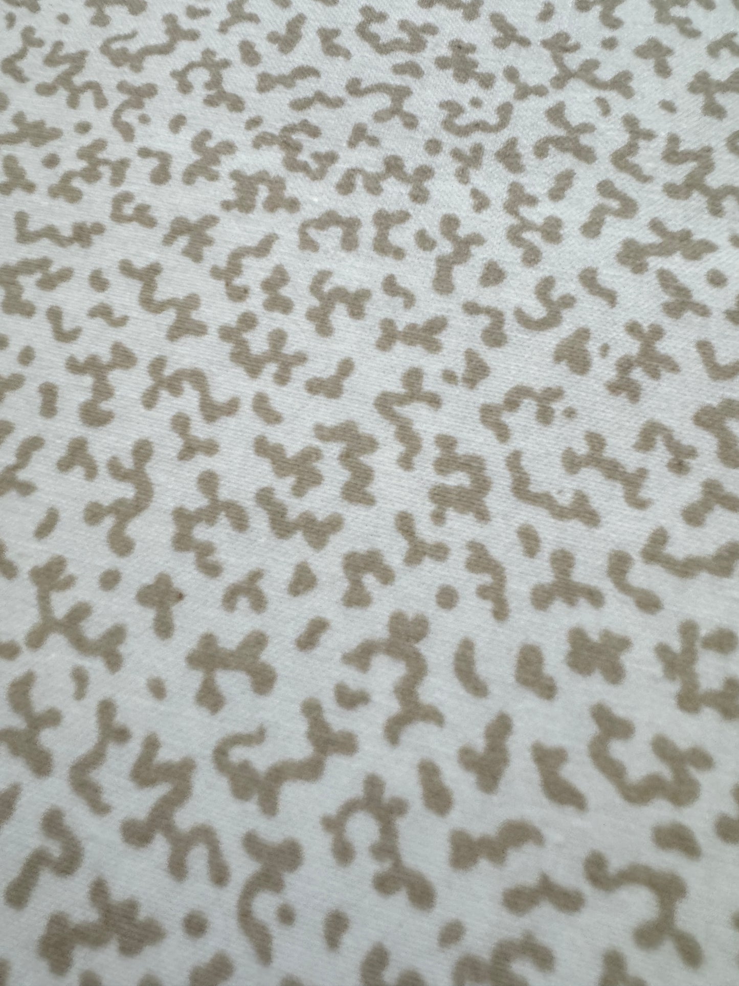 Howe - Squiggle